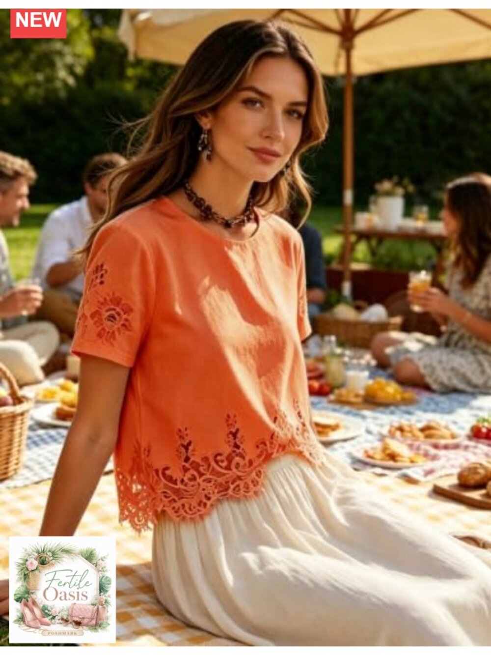 Women's Lace Trim Cropped Crew Neck Tee Short Sleeve